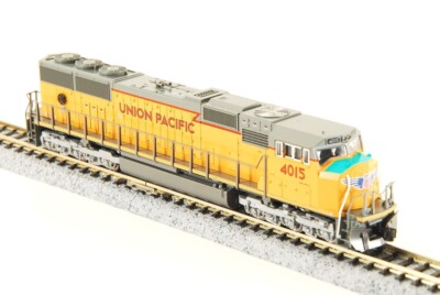 KATO N-Scale #176-4015 EMD SD70M Flat Radiator UP #4015 Excursion ''Excellent''