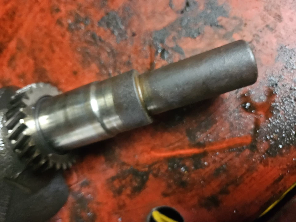 Cub Cadet Ch18 Kohler Crankshaft 1863 1864 - Image 4 of 4