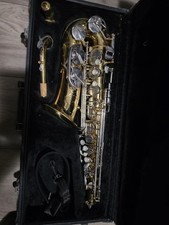 Jupiter Alto Saxophone JAS669-667 Includes Case