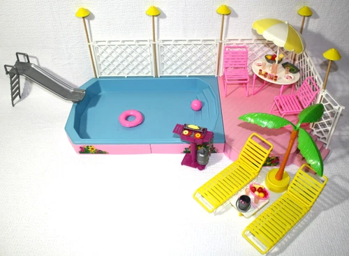 Vintage Barbie Tropical Pool and Patio Set Playset Mattel 1986
