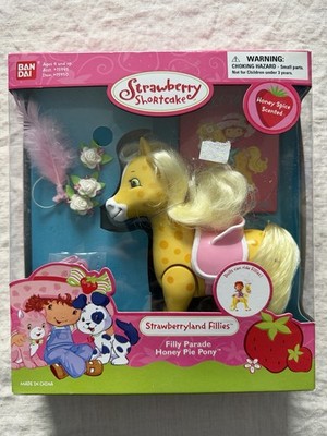 NEW Strawberry Shortcake Filly Pony Honey Pie Fillies Parade Bandai 2004 Sealed