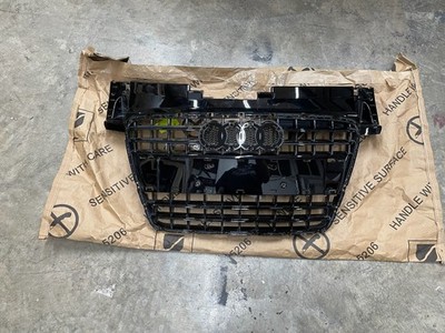 2008 2009 2010 Audi TT Front Bumper Grille Gloss Black OEM *BLEM* 8J0 853 651 A
