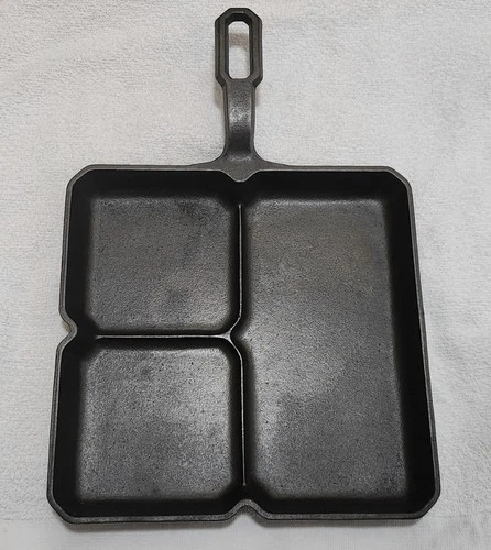 Vintage Griswold Cast Iron “Cliff Cornell” Divided Breakfast Skillet