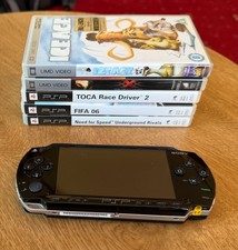 Sony PSP-1000 Series Handheld Console Black + 3 games 2 umd films NO CHARGER