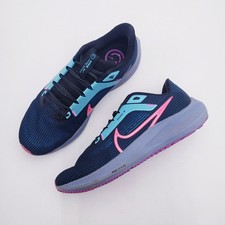 Nike Pegasus 40 SE Women's Size 9 Road Running Shoe Sneaker Black Hyper Pink