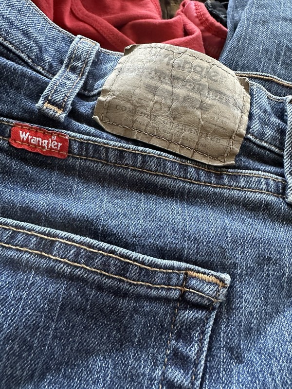 mens wrangler relaxed fit jeans 36x32