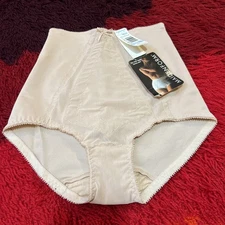 Vtg Maidenform Maximum Control Slimmer Brief  Nude Panties Sz Large USA Made