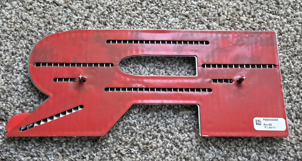 15-24 Dodge Ram 1500 Puerta Trasera Grande "R" Emblema Letra Cromo Mopar 68245542AE Foto 2 de 4