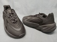 Adidas Ozelia J Sneakers Triple Black Boys Size 6 NEW IN BOX
