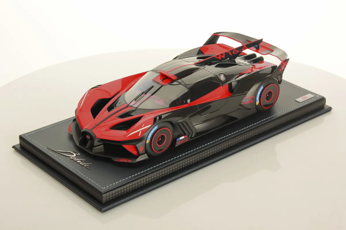 Bugatti Bolide 1:18 MR Collection replica luxe BUG014C finition carbone