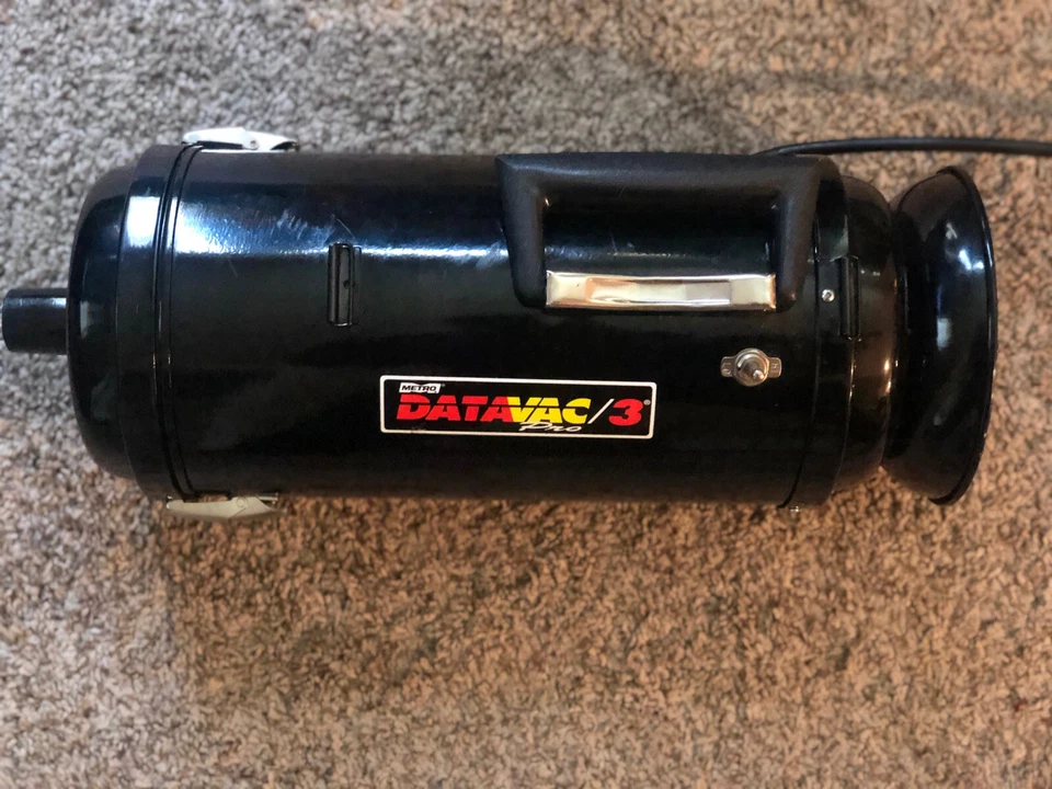 Metro DataVac Pro 3 Black Handheld Cleaner Vacuum - Image 2 of 4