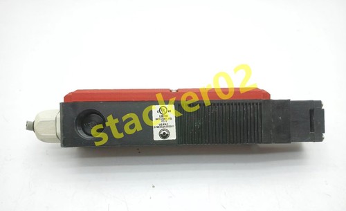 Interruptor de seguridad TP4-537A024M USADO envío rápido por prueba FedEx - Imagen 4 de 7