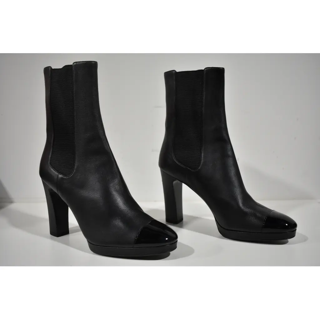Chanel 20A Black Lambskin Leather Patent Pearl CC Ankle Short Heel