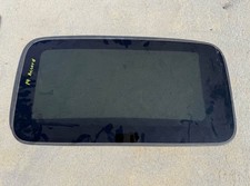 2014 Honda Accord Sedan Sunroof Roof Window Glass 70200-t2f-a02 Oem 2013-2017
