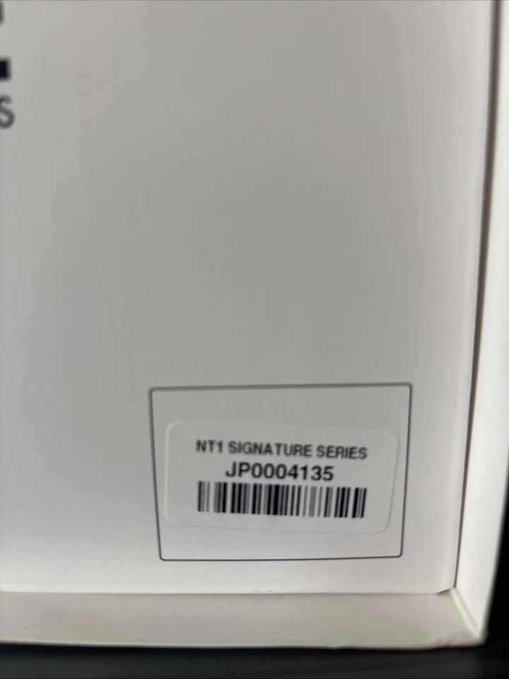 RODE NT1 Signature Series (Green) Green - Image 3 of 4