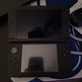 NINTENDO 3DS HANDHELD VIDEO GAME CONSOLE BLUE W/ 17 games and Mario case