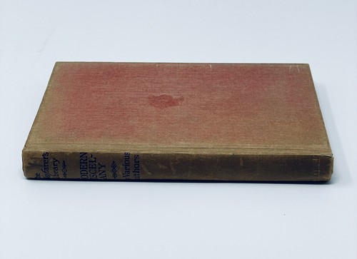 The Wayfarer’s Library A Modern Miscellany 1928 - Picture 2 of 8