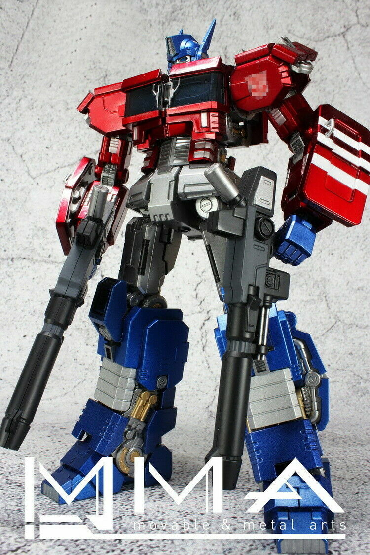 huge optimus prime toy