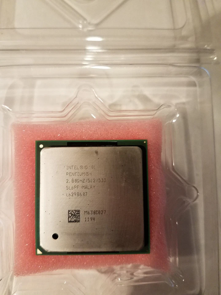 Intel Pentium 4 2.8 512 KB L2 Cache FSB 533 MHz 2.8 GHz Socket 478 CPU  SL6PF - Image 2 of 4