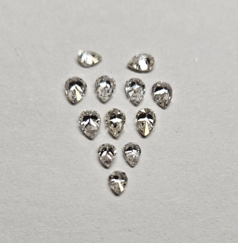 GENUINE, NATURAL PEAR SHAPED DIAMONDS! 12 STONES 1.82CT  t.w. - Image 4 of 4