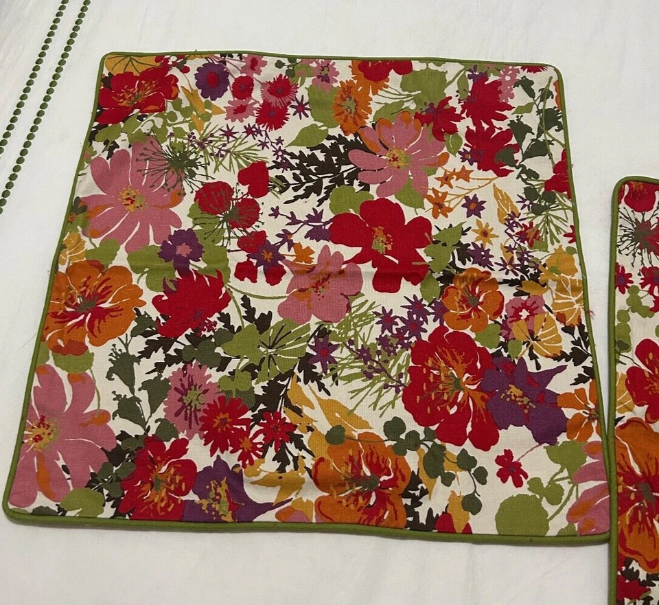 Set of 2 Pottery Barn 20x20" Red Pink Purple Green Floral Pillow Covers EUC - Image 2 of 4