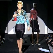 Gucci Tom Ford 1998 Lipstick Red Elliptical Strap Ostrich Bag Runway