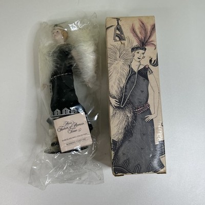 AVON 1989 ROARING TWENTIES PORCELAIN DOLL COLLECT. FASHION OF AMERICAN TIMES