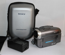 Tested Sony Handycam DCR-DVD403E Handheld DVD Camcorder Silver Case.