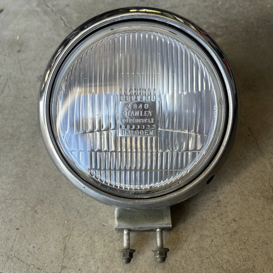 Faro delantero Suzuki Intruder VS750 1988-1991 con conjunto de cucharón de faros Foto 2 de 4