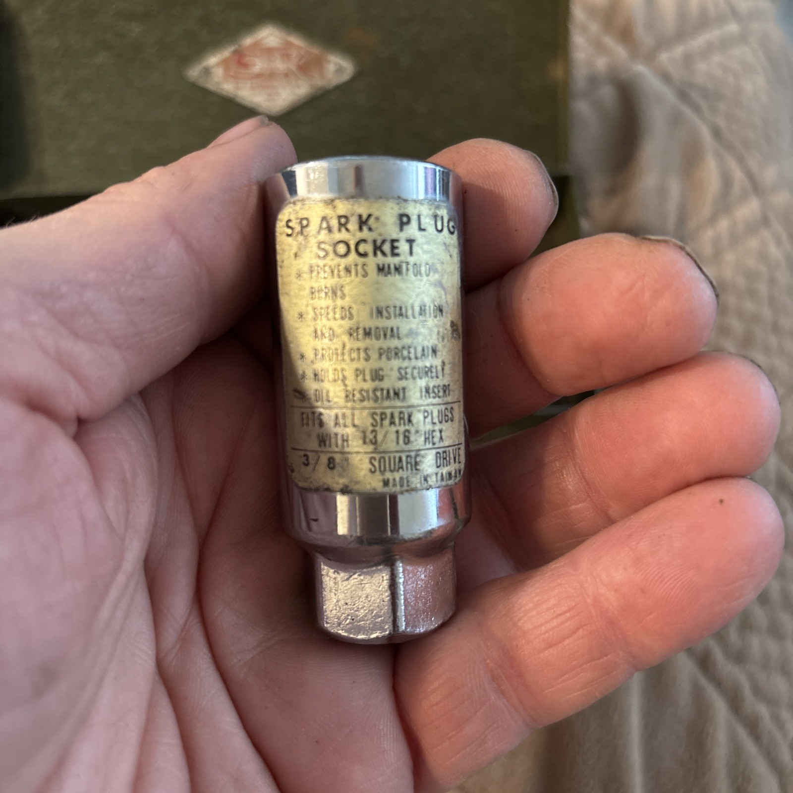 S-K Tools 7 Piece 3/8 Drive SAE Deep 6 & 12 Point Socket Set In Metal Box SK