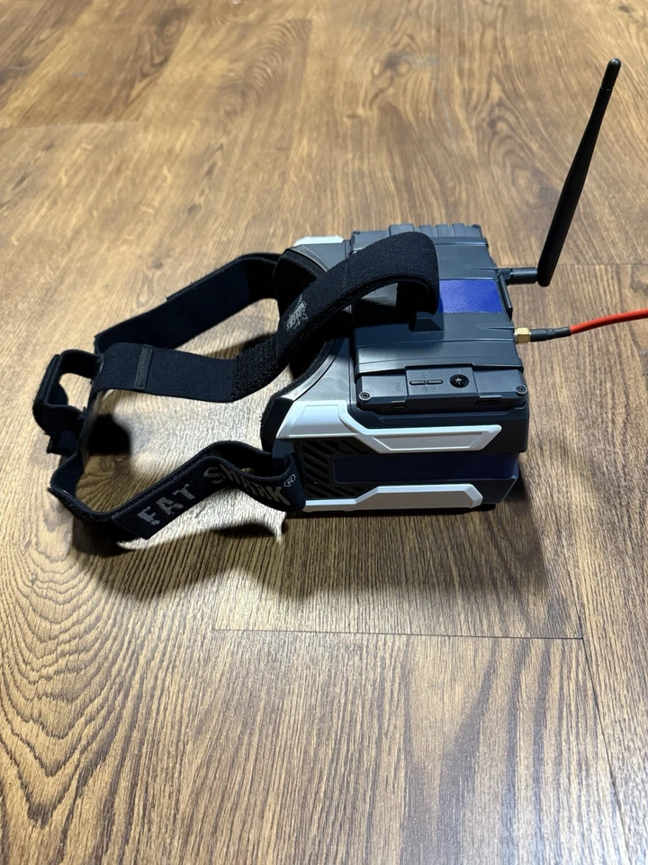 Fat Shark FSV1104 Transformer HD Viewer Bundle FPV Headset - Image 3 of 4