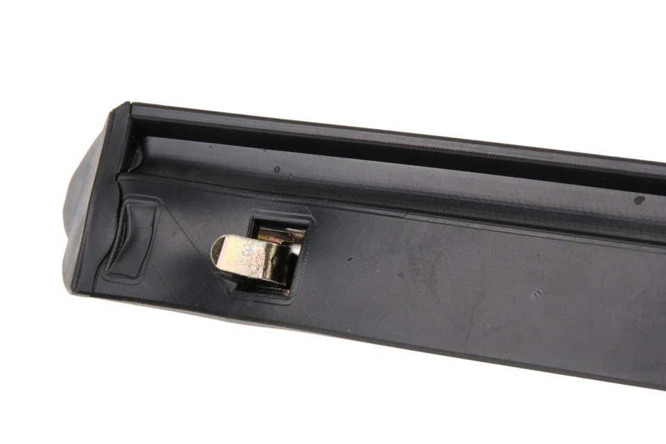 URO Fender Molding Right For 1986-1989 Mercedes-Benz 560SL - Image 2 of 4