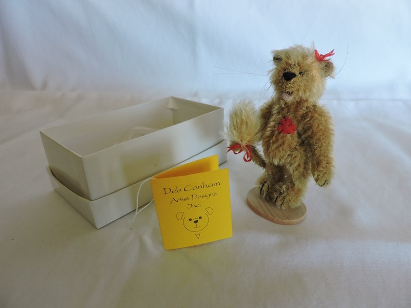 Lion by Deb Canham from Oz Collection Limited Edition