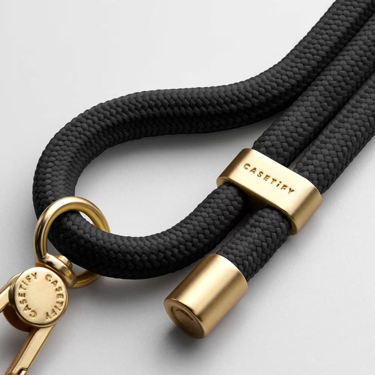 新品　CASETiFY   Crossbody Rope   グリーン　gold 新品 CASETiFY Crossbody Rope グリーン gold - メルカリ