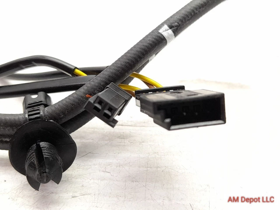 2007 BMW 335i 328i E93 Convertible Right Hydraulic Cylinder Coupling Lock  - Image 3 of 4