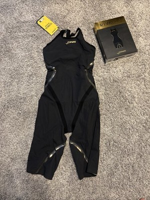 Finis Rival 2.0 open back knee skin tech suit. Size 22. Grey/Black. Never worn