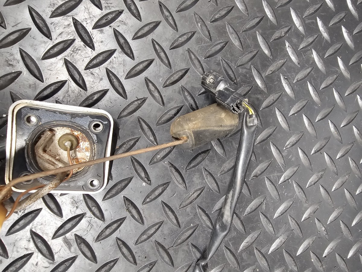 2008 KAWASAKI NINJA ZX-14 ZX 1400 FUEL SENDING UNIT | eBay