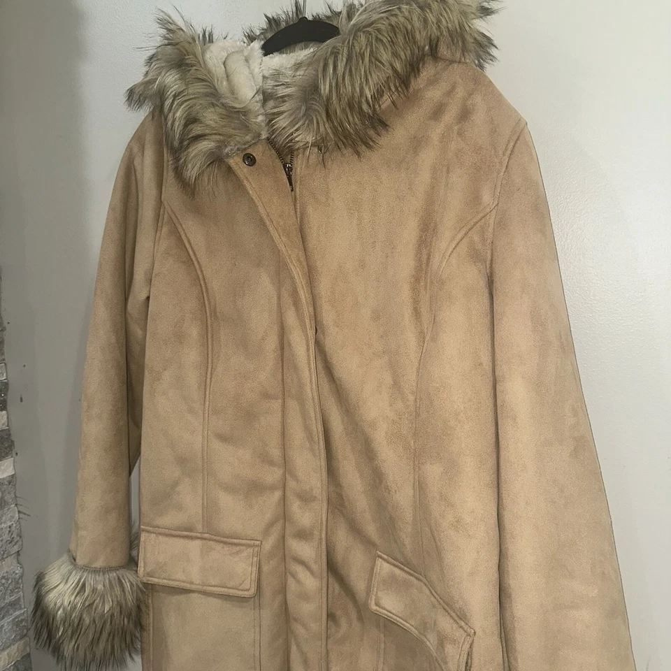 Vintage KC Collections Women’s XL Beige Faux Fur Hooded Jacket Coat - Image 2 of 4