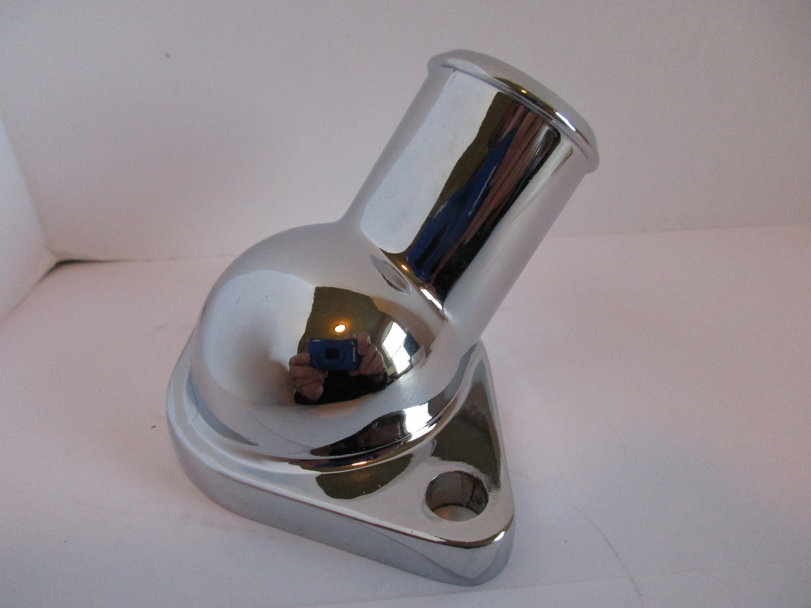 SBC BBC Chevy 45deg CHROME THERMOSTAT HOUSING WITH GASKET 283327350