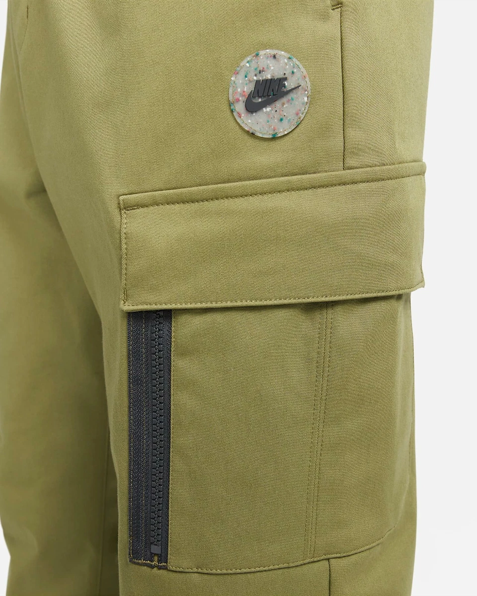 nike utility cropped woven joggers in green