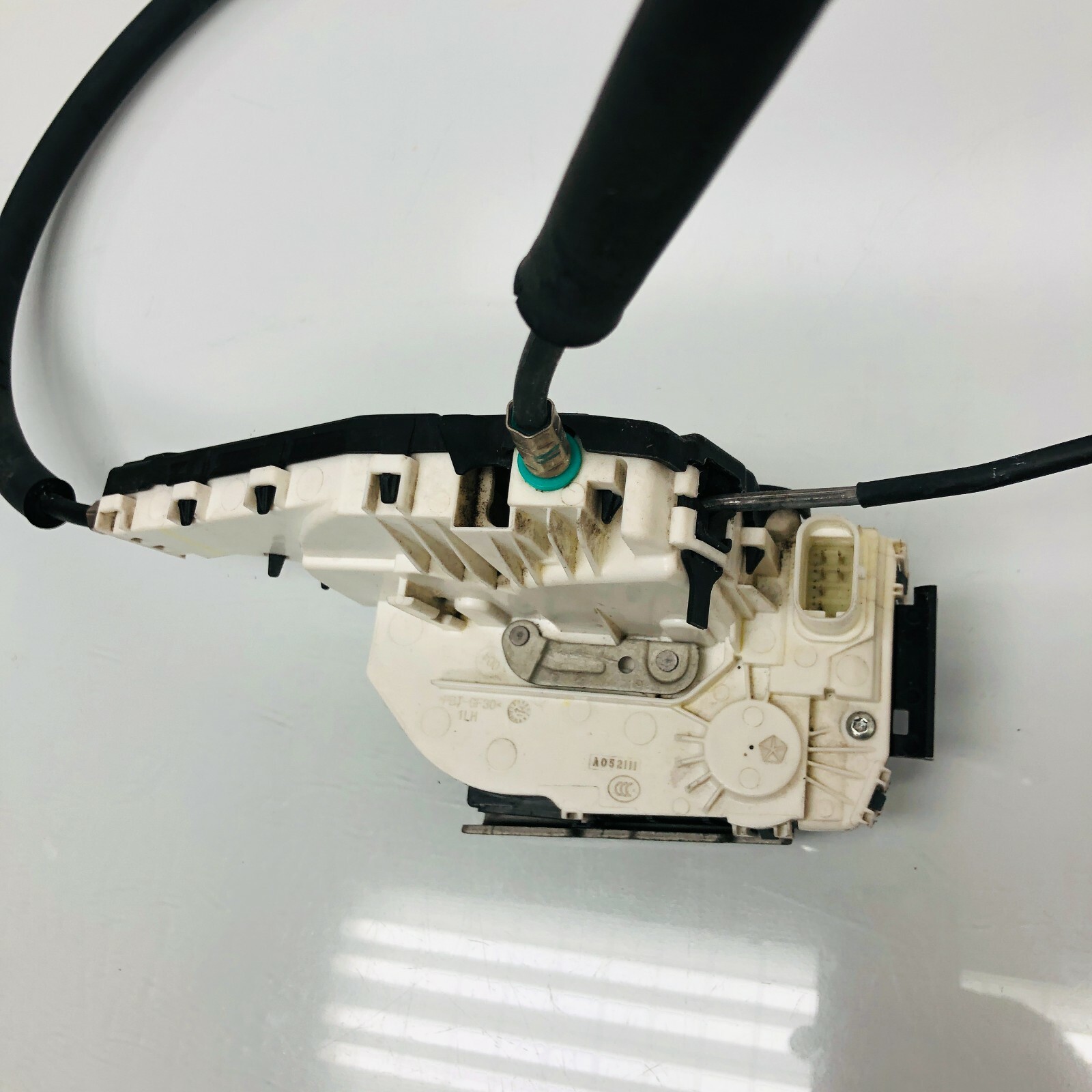 2014 - 2017 Maserati Ghibli Driver Left Rear Door Lock Latch Actuator OEM 