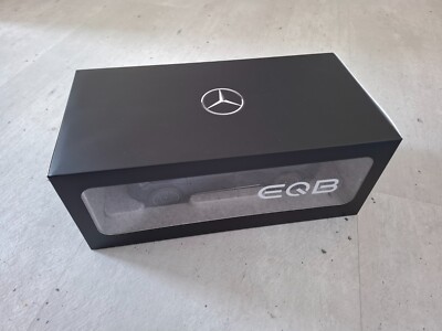 Mercedes-Benz EQB, Bj.: 2021, denimblau, 1:18, NZG