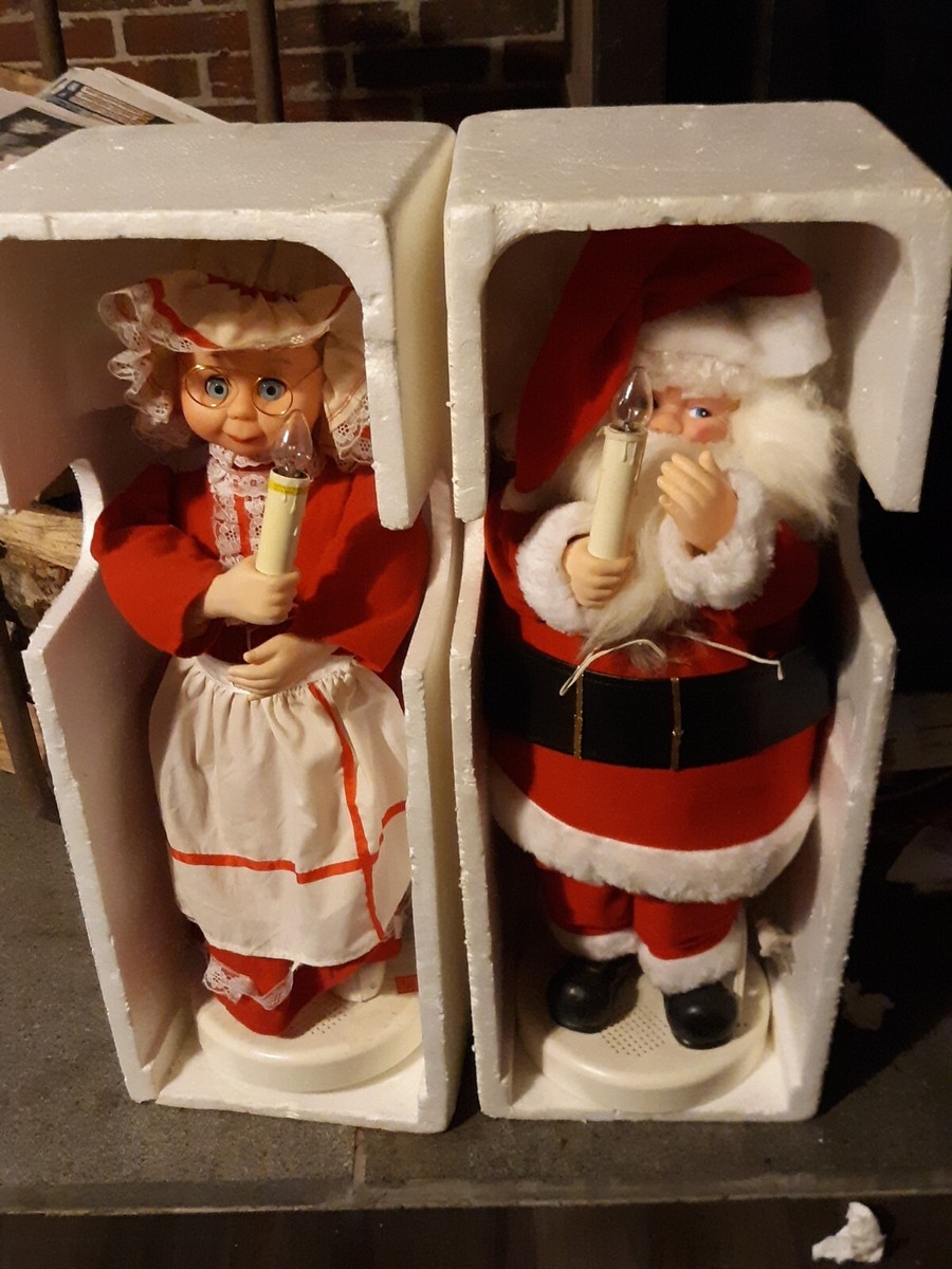 Vintage Santa's Best Mr & Mrs Santa Claus 24” Animated Light