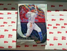 2020 PANINI PRIZIM MIKE MOOKIE BETTS 117 PRIZIM WHITE WAVE
