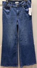 ¡Nuevo! Jean Sofia Vergara Super High Rise pierna ancha. Talla 10. ¡Gran Jean Casual!