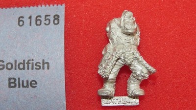 Orks Ork Death Skull Loota Lootas WH40K Warhammer40k Metallfigur Games Workshop