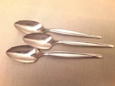 Wm Rogers Silverplate grapefruit spoons, lot of 3 - Nassau pattern