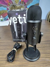 Blue Yeti Professional Multi-Pattern USB Condenser Microphone - Blackout