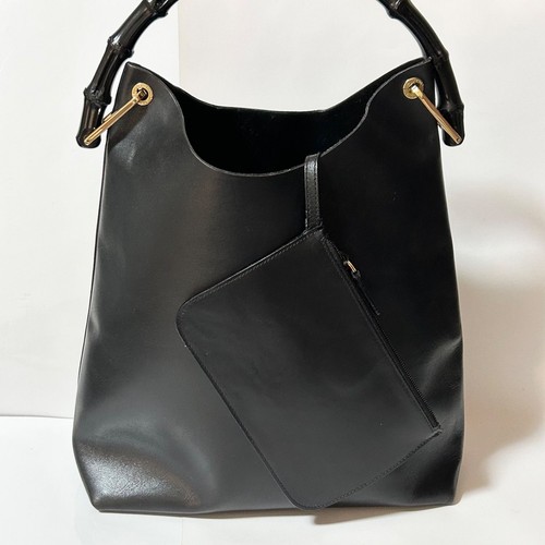 GUCCI Bamboo One Shoulder Hobo Leather Handbag Black Gold Hardware 001・1013・0021