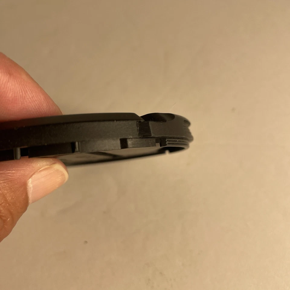 Nikon 72mm lens front cap LC-72 Original - Image 3 of 4